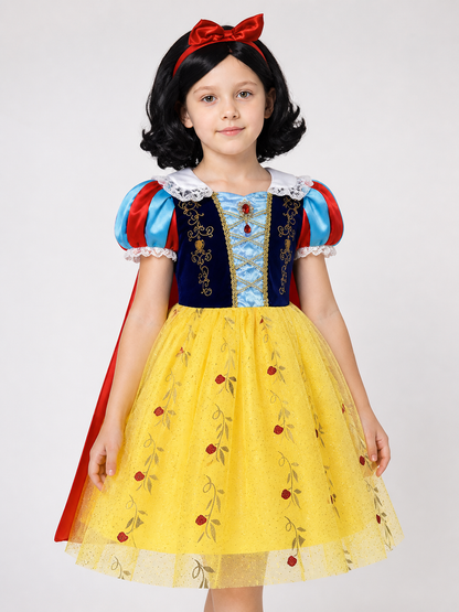 Princess Costume with Cape and Wig Costume Capes detail 2