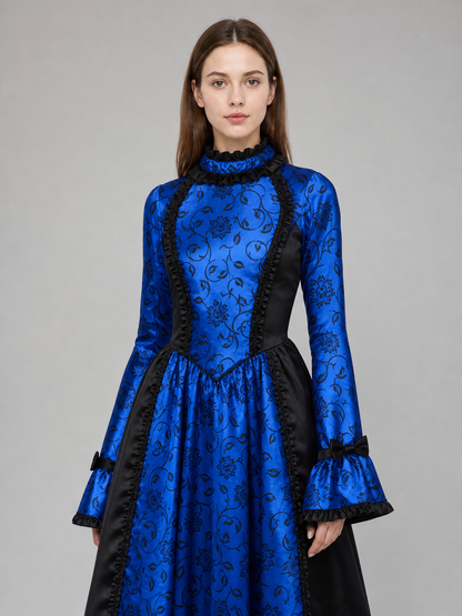 Long vintage-style dress with a floral pattern