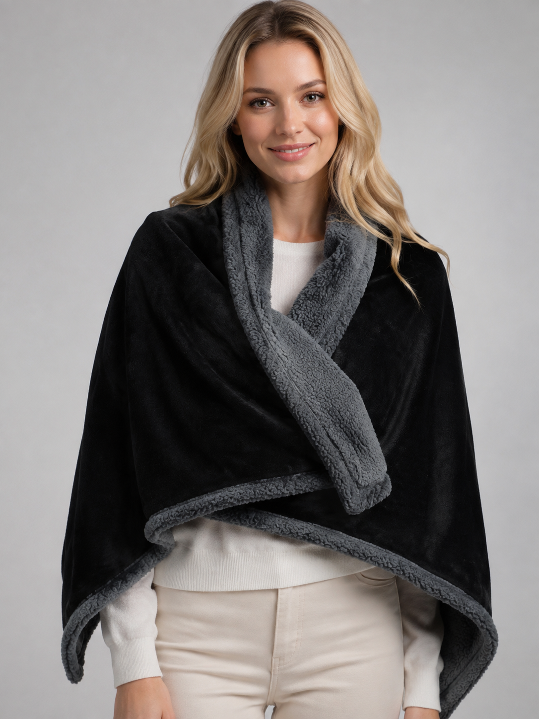 Reversible Pet Blanket, Black Wearable Blankets detail 2