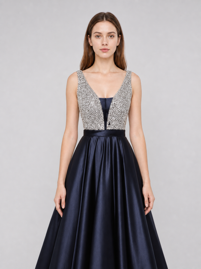 Elegant floor-length dress with a V-neckline