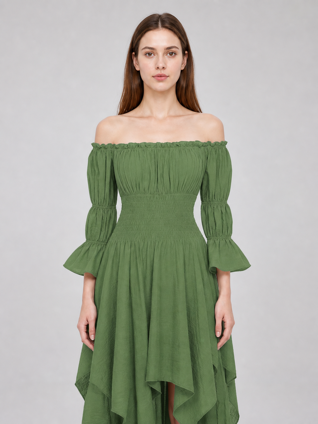 Long Dress with Voluminous Sleeves in a Vintage Style