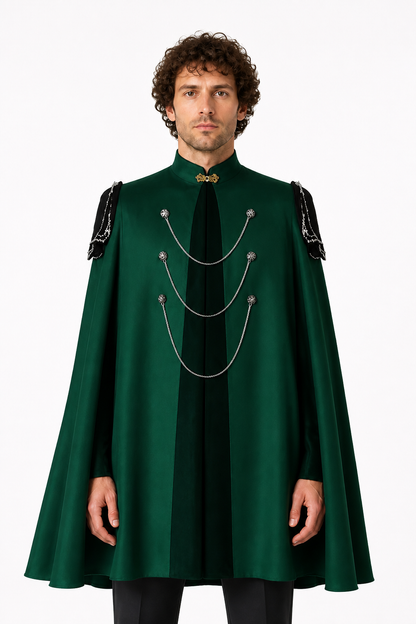 Gothic Cape with Chains and Stand-Up Collar Costume Capes detail 3