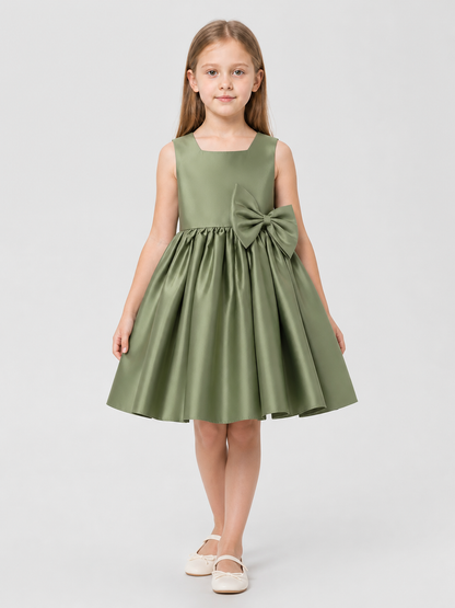 Children's Full Dress with a Large Bow, Green Costume Dresses detail 3
