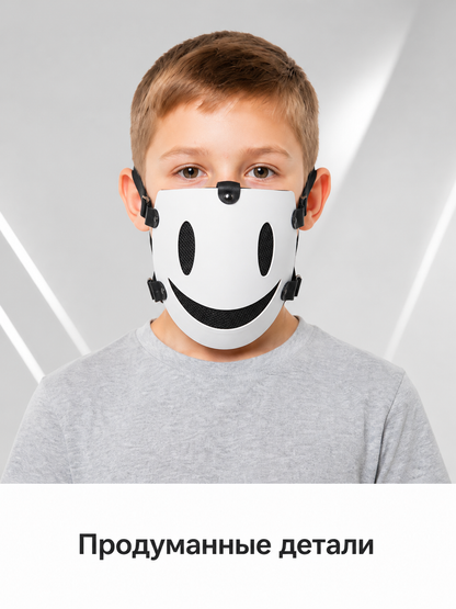 White Smiling Carnival Mask for Halloween and Cosplay Costume Masks detail 2