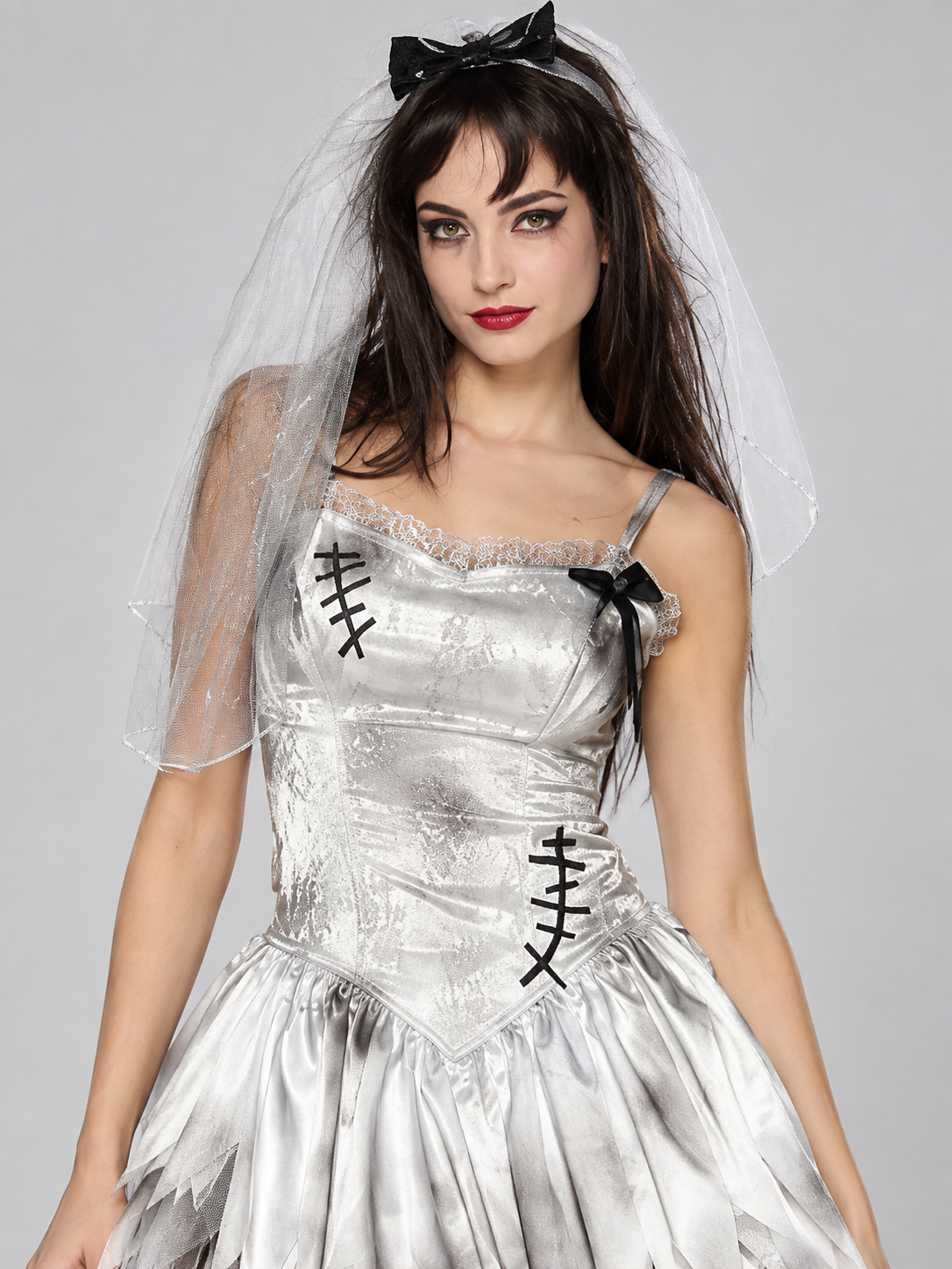 Vampire Costume with Veil and Tulle Skirt