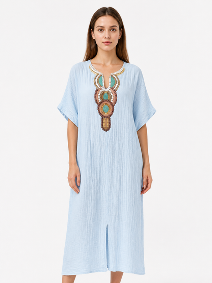 Loose-Fit Embroidered Midi Dress with Short Sleeves Costume Dresses detail 3