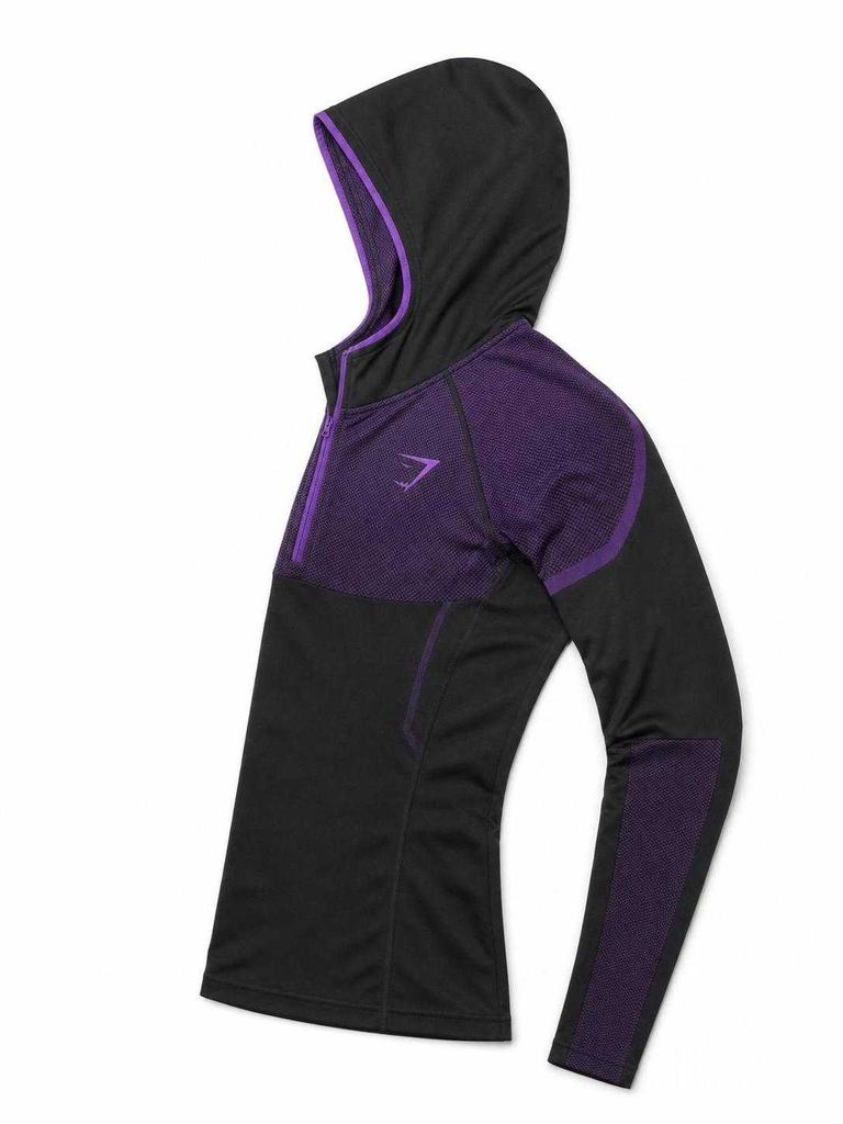 Black athletic hoodie with zipper for fitness side view 2