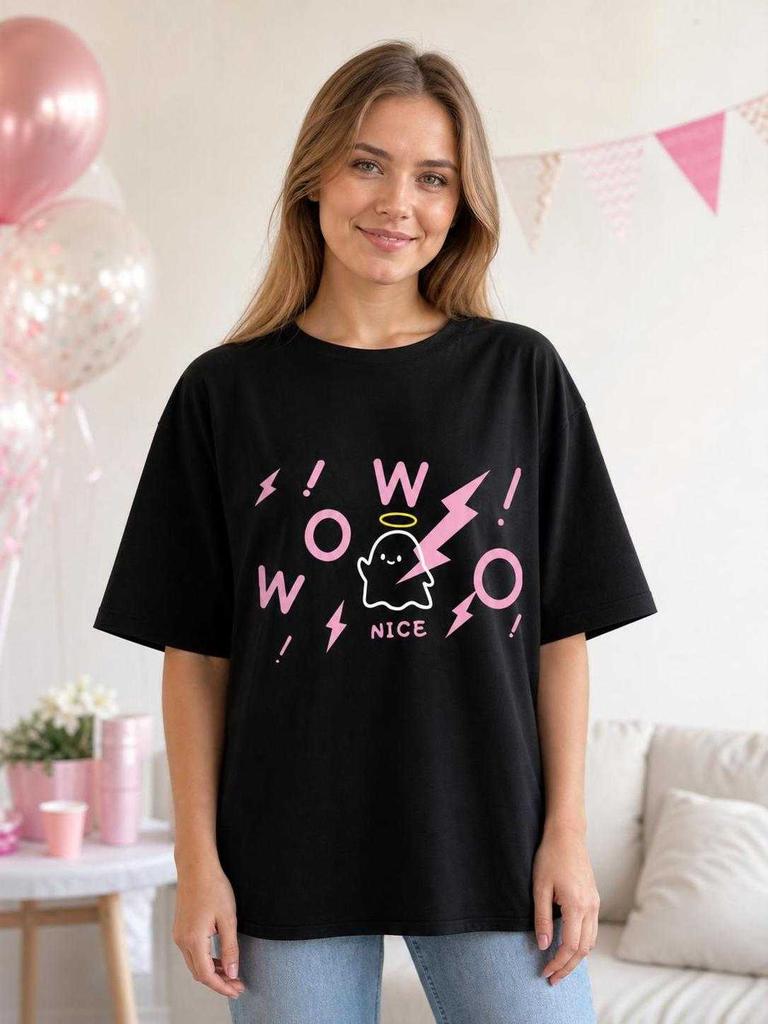 Black loose-fit printed T-shirt for carnival